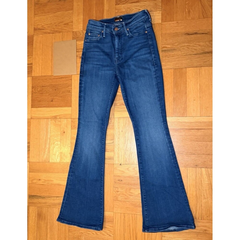 MOTHER The Weekender Nip It In The Butt Jeans Women’s Size 25 High Rise Flare
